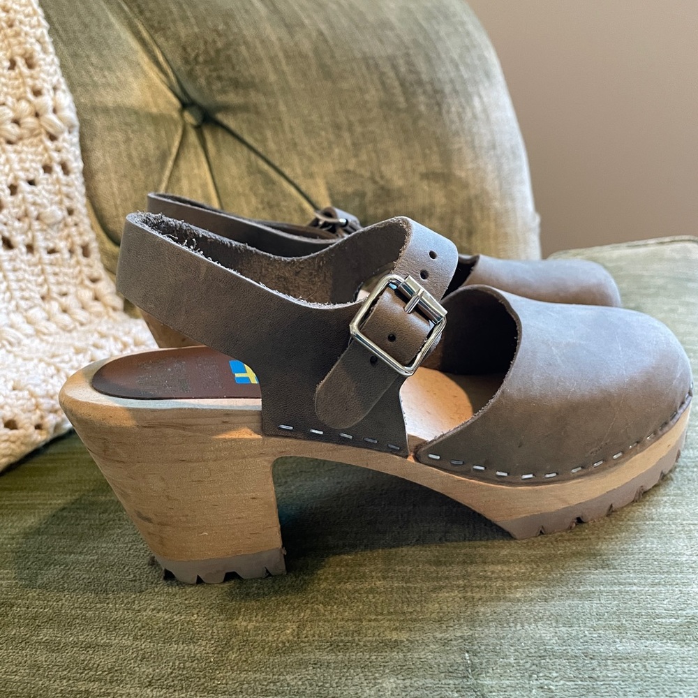 MIA Abba Clog - Olive Grey Leather